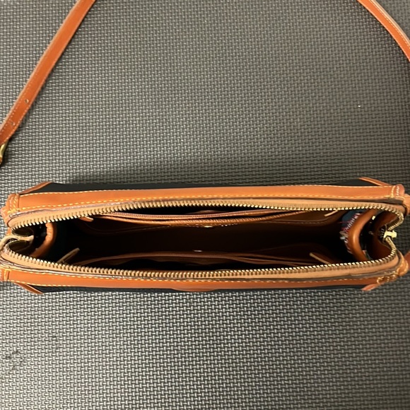 Dooney & Bourke Vintage Satchel - Picture 2 of 6
